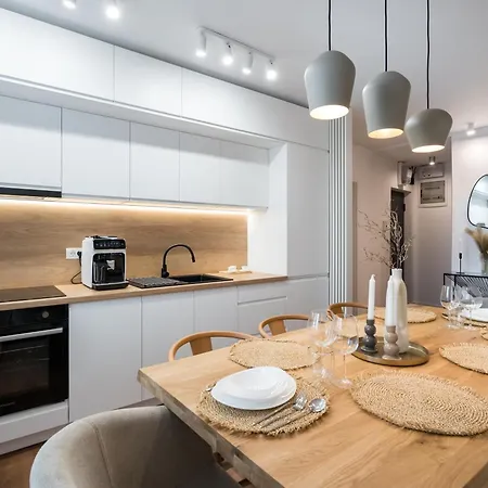Apartment Obsidian | 3bdr | Calea Victoriei *