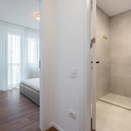 Obsidian | 3bdr | Calea Victoriei Apartment *